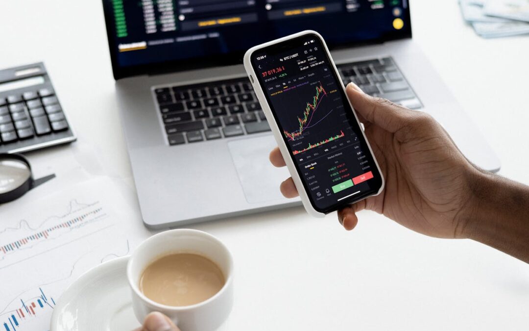 How Should US Expats Respond to Market Volatility?